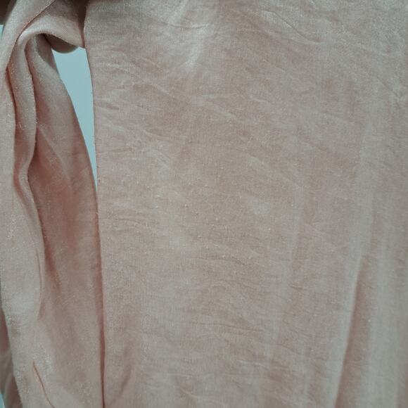 Chico's Shirt Top 1 M Shimmery Metallic Long Sleeve Button Down Casual Pink - Picture 8 of 10